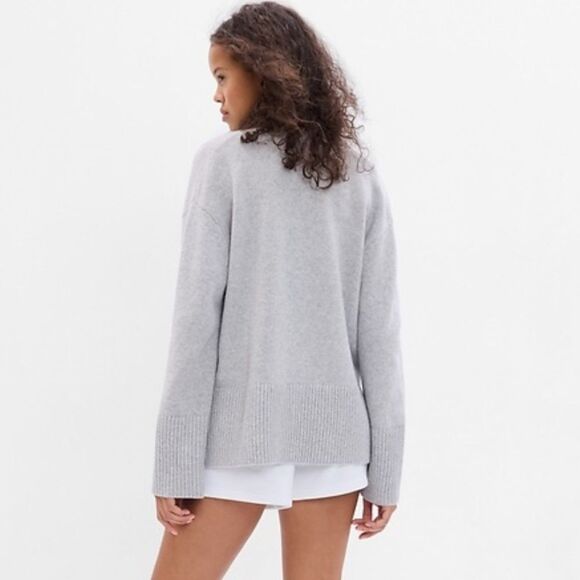 Gap Grey Split Side Hem Button Up Boxy Cardigan - Picture 3 of 7